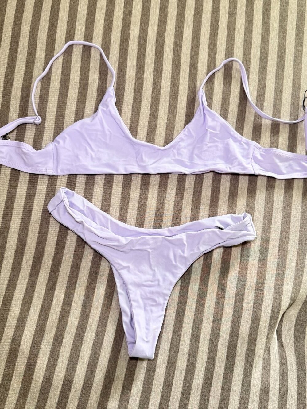 Zaful Lavender Triangle Bikini Set NWT | Size Small